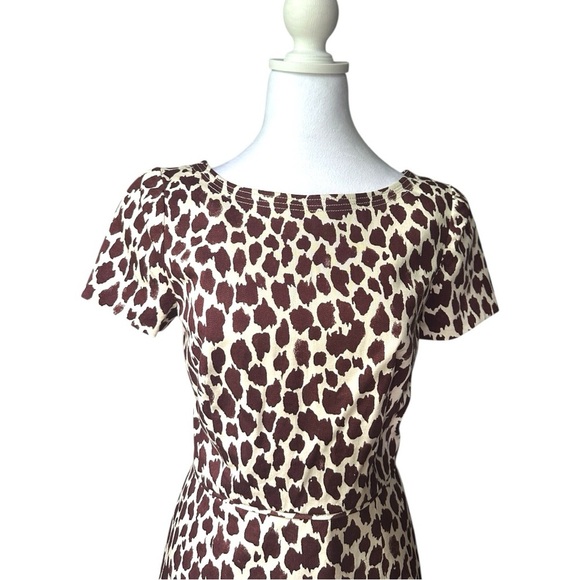 NWT Retail $128 V-Back Dress in Giraffe Printed Bi-Stretch Cotton
By: J.Crew - Picture 4 of 9